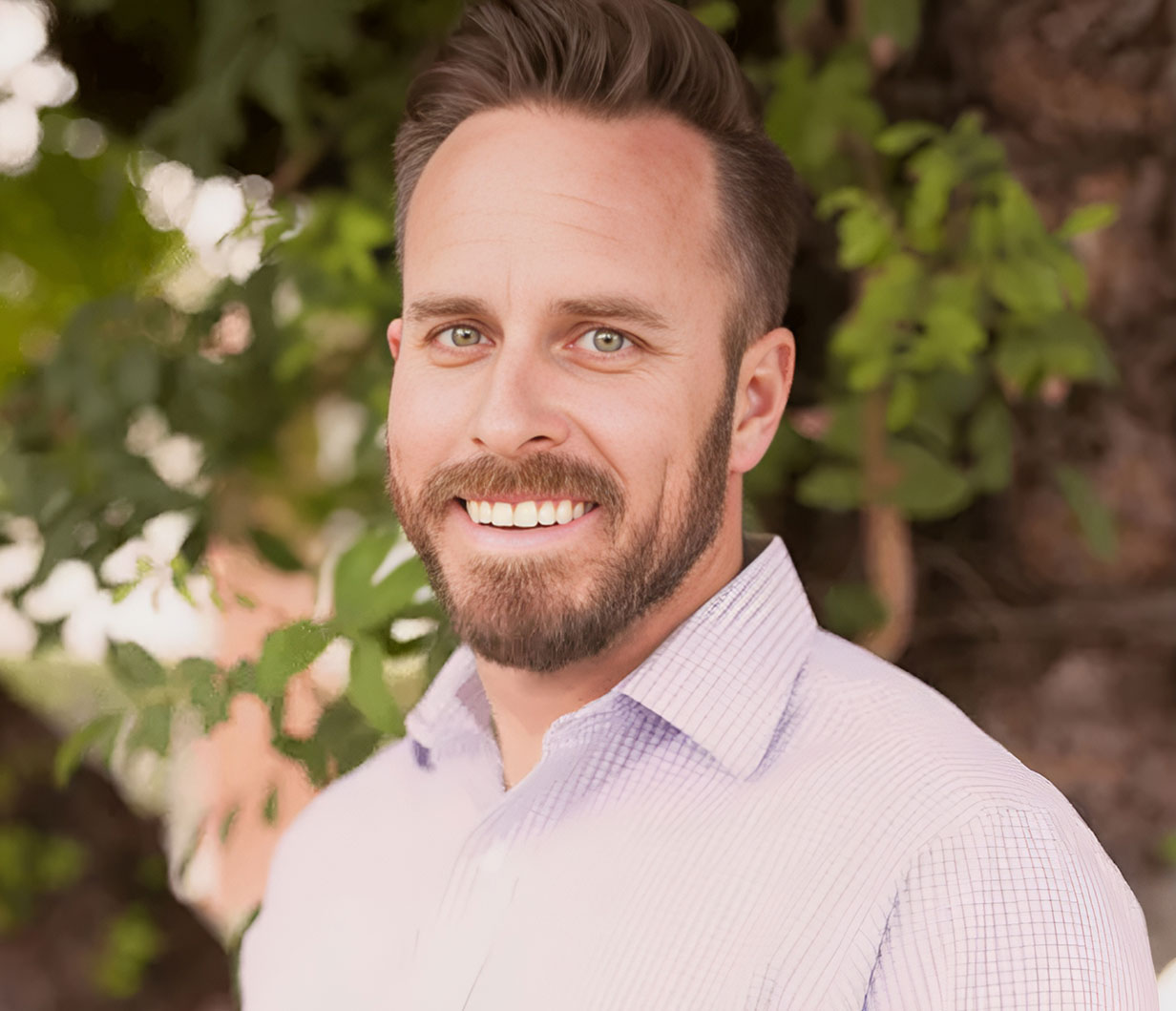 dr. jesse duncun at cleopatra dental in huntington beach ca
